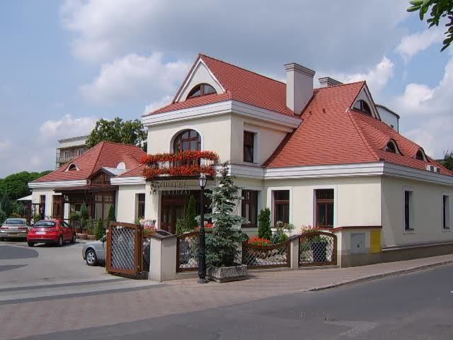 Отель Hotel Pałacyk Konin Конин-4